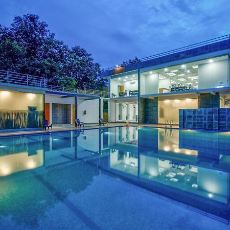 The Cloyster Resort And Spa رامناجار المظهر الخارجي الصورة
