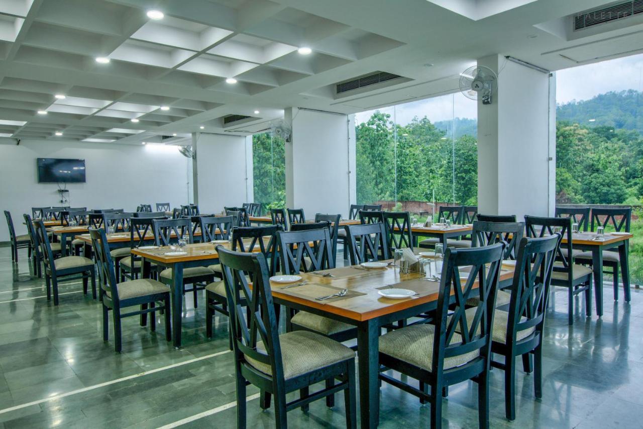 The Cloyster Resort And Spa رامناجار المظهر الخارجي الصورة