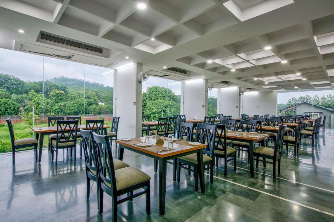 The Cloyster Resort And Spa رامناجار المظهر الخارجي الصورة